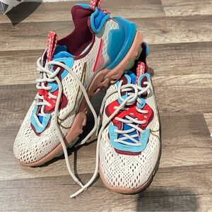 Nike D/MS/X Sneakers | Size 7.5 | multicolored